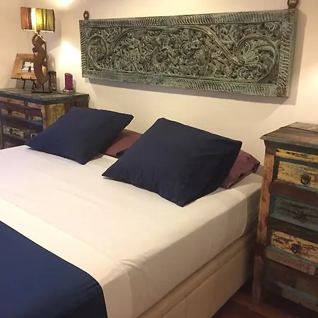 Проживание в семье Room Chambre Lisboa