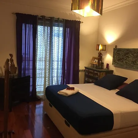 Проживание в семье Room Chambre Lisboa
